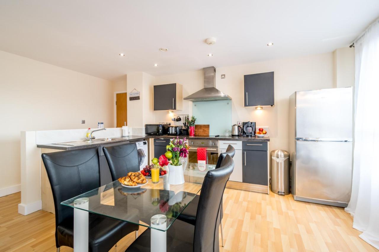 Spacious City 2 Bed, 2 Bath, Free Parking & Wifi Sheffield Dış mekan fotoğraf